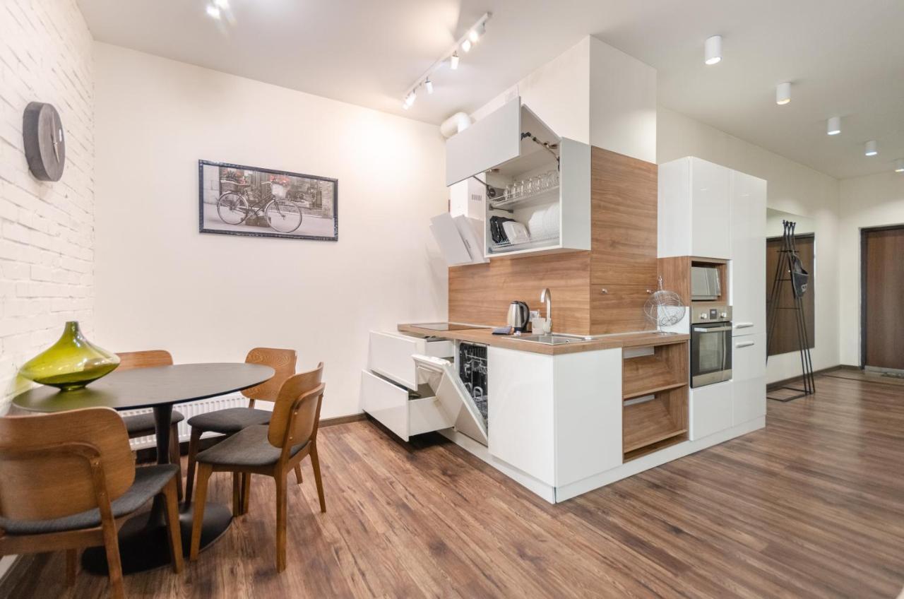 Petrovdom Apartaments 8-188 In Rc Central Park, 7 John Mccain Street Kiev Buitenkant foto
