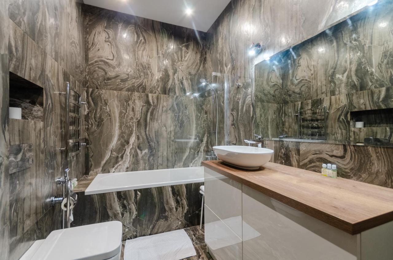 Petrovdom Apartaments 8-188 In Rc Central Park, 7 John Mccain Street Kiev Buitenkant foto