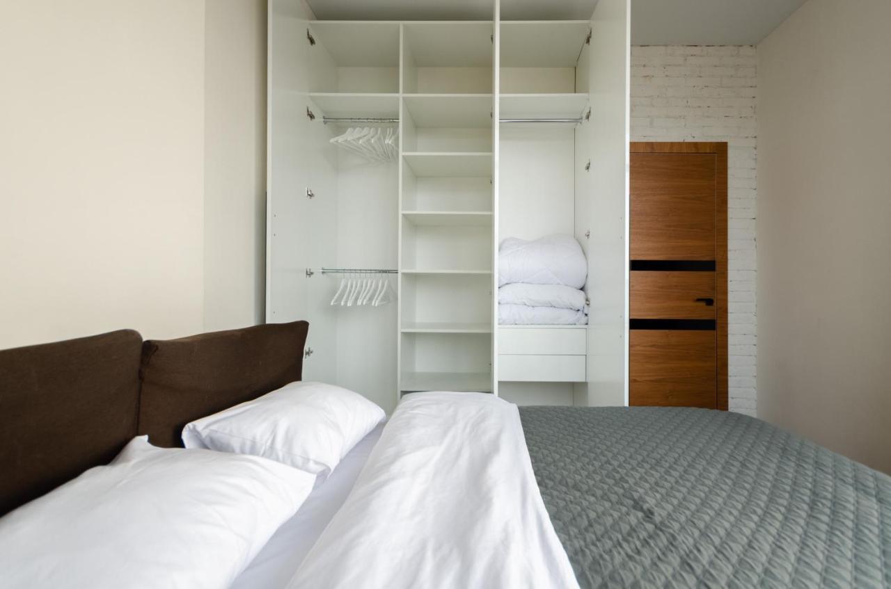 Petrovdom Apartaments 8-188 In Rc Central Park, 7 John Mccain Street Kiev Buitenkant foto